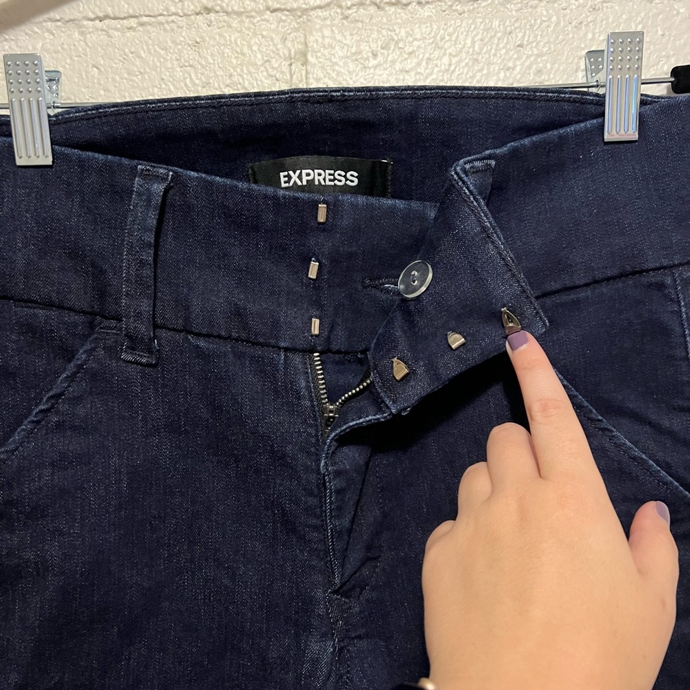 Express High Rise Denim Legging - Picture 9 of 9